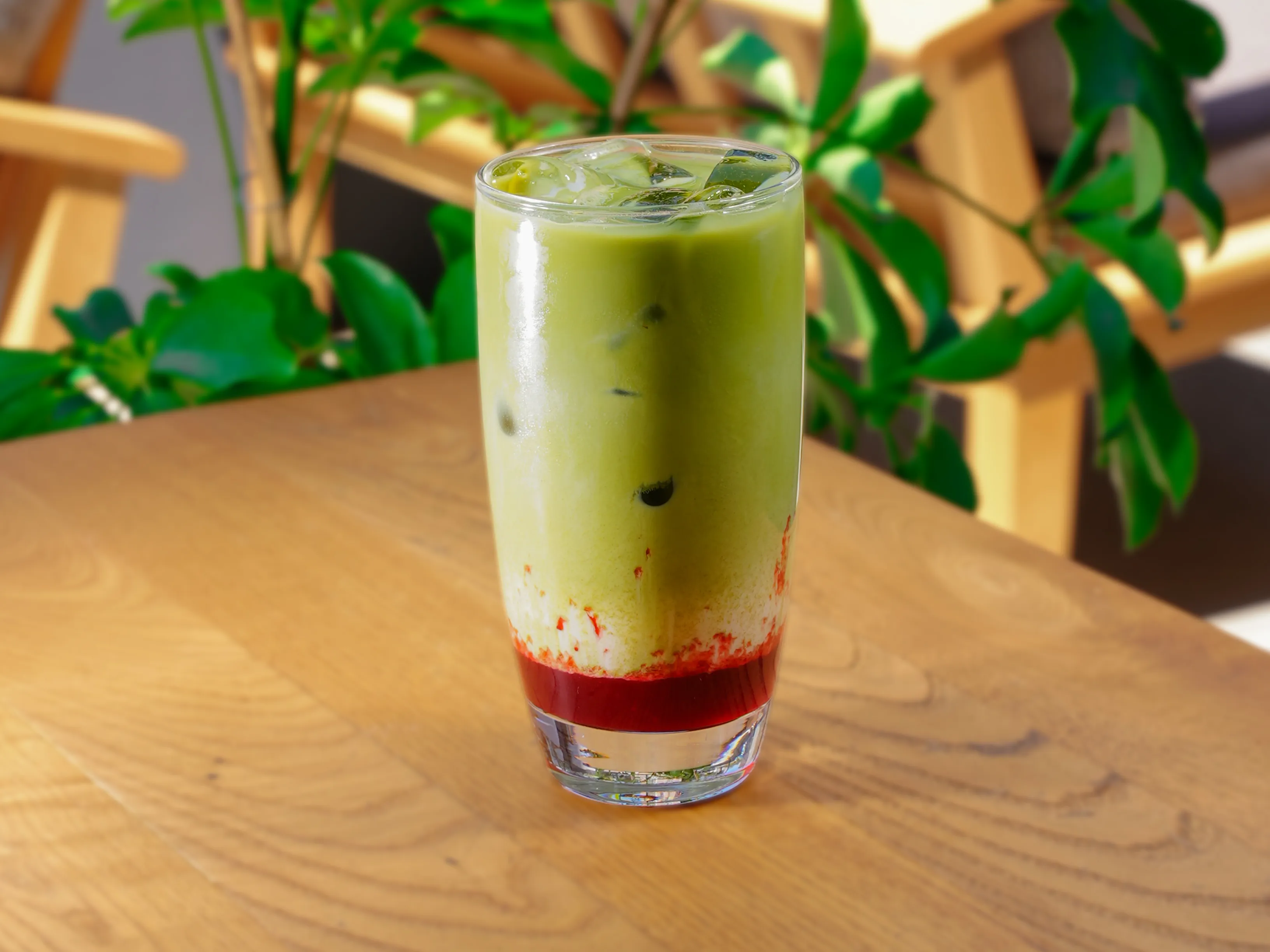 Çilekli Matcha Latte
